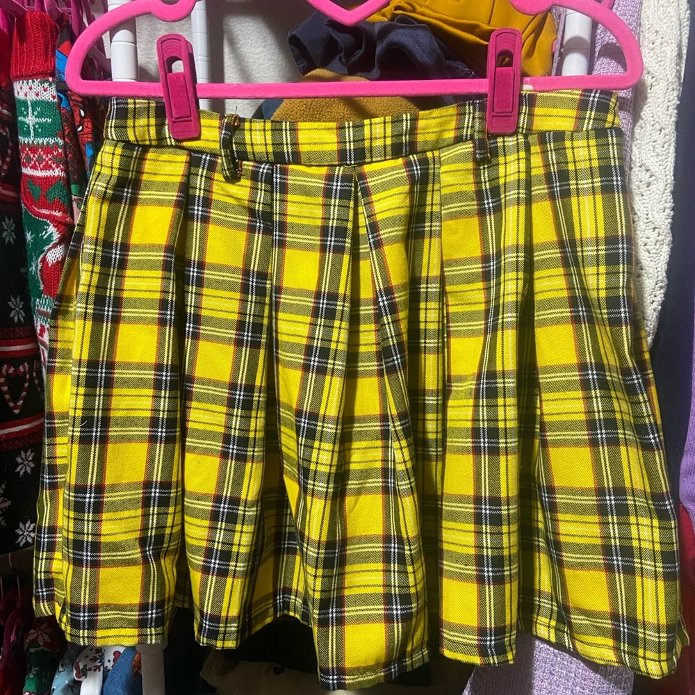 Hot Topic Yellow Plaid Mini Skirt 💛✨